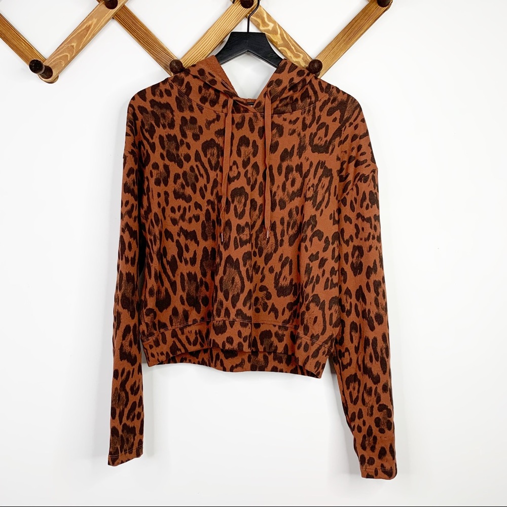 SOCIALITE leopard cropped sweatshirt✨L
